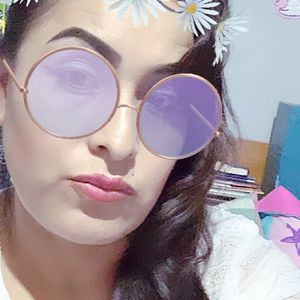 Meet your Posher, Layleni